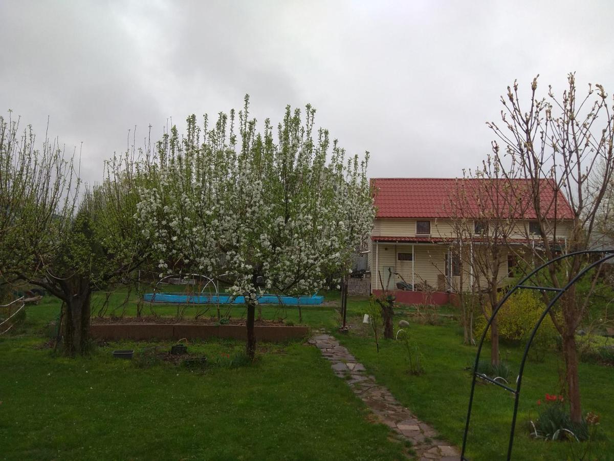 Garden House Bed & Breakfast Almaty Exterior photo